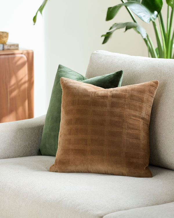 Digby Accent Pillow DIG-015 in Caramel, styled in a room