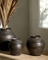 Stevi Vase GAVI-001, styled in a room