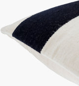 Osmund Accent Pillow OSM-001 in Black, corner detail