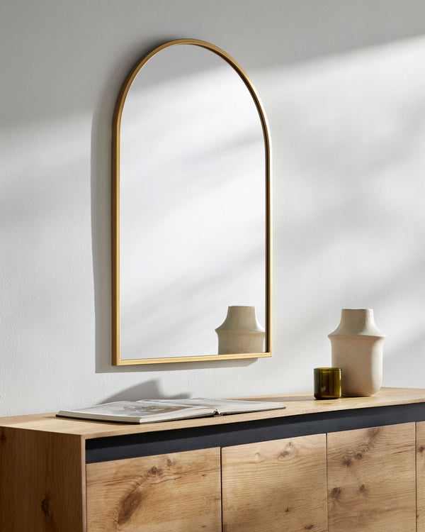 Carmen Accent Mirror RME-005, styled in a room